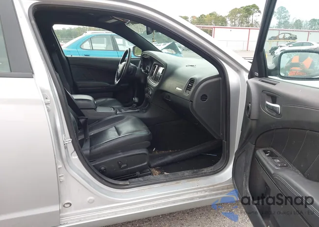 2C3CDXBG0NH114480: 40440357