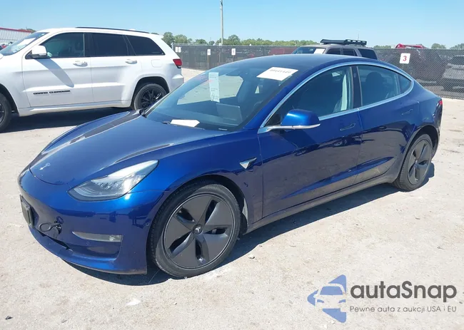 5YJ3E1EB0JF130720: 40441449