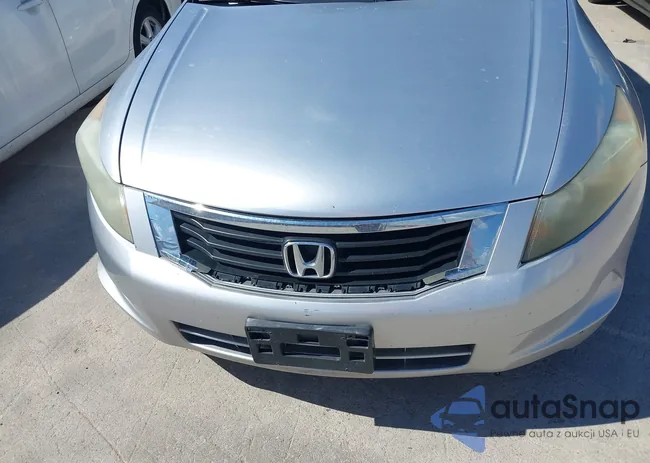 1HGCP26819A021000: 40443208