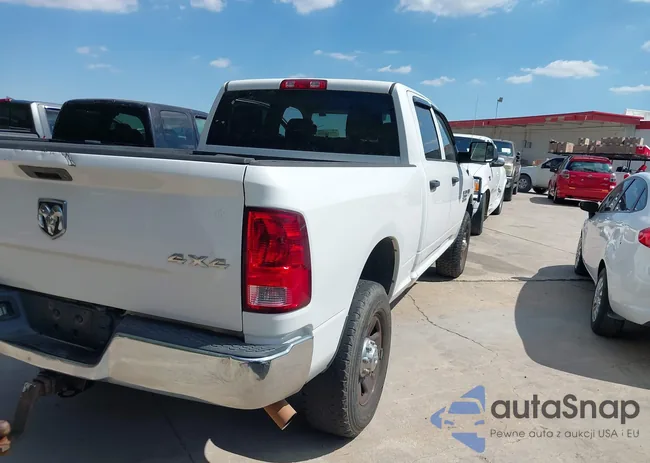 3C6UR5CJ9EG315320: 40443484