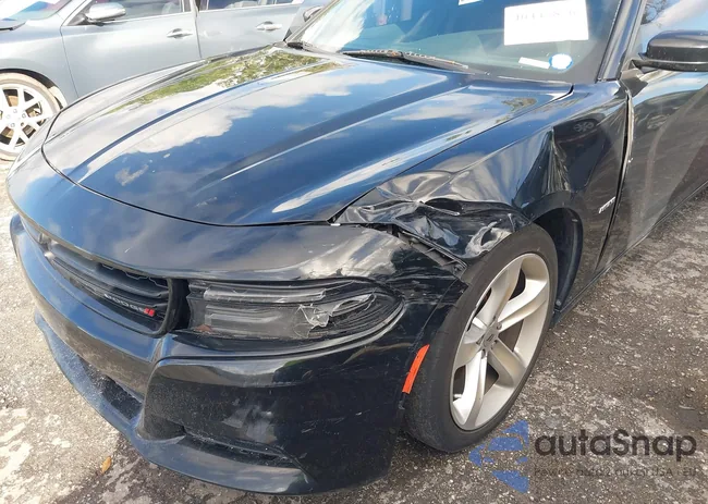 2C3CDXCT4JH221683: 40445876