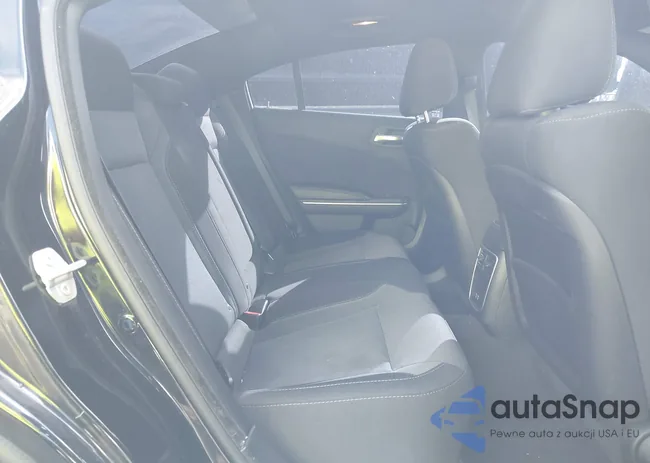 2C3CDXCT4JH221683: 40445876