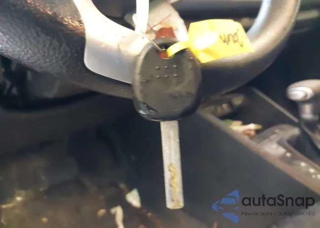 3KPA24AD1LE327106: 40447947