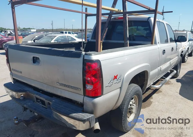 1GCHK23U35F837207: 40450003