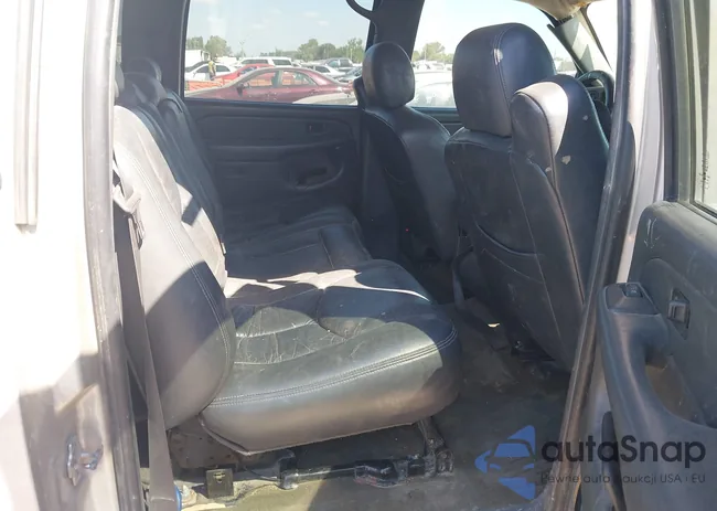 1GCHK23U35F837207: 40450003