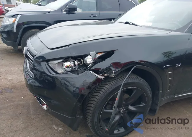 JN8CS1MW8GM750605: 40450008