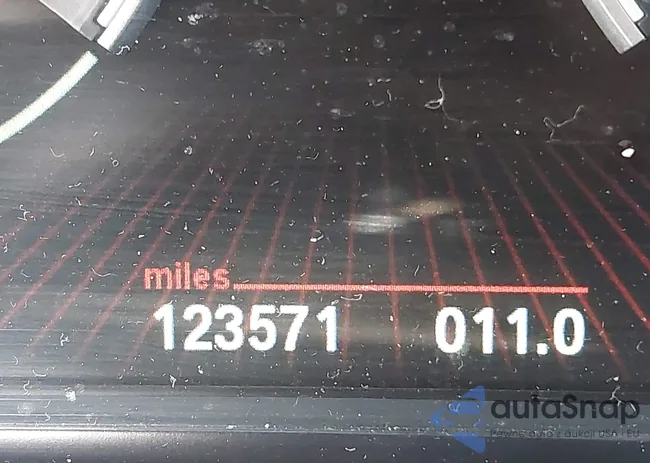 WBAKB8C50CC963117: 40449479