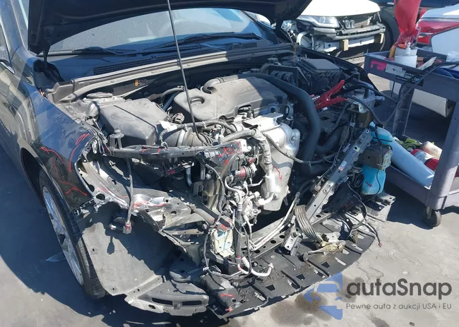 1G1ZE5ST6HF273653: 40450956