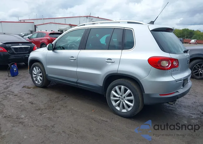 WVGAV7AX8BW521733: 40451633