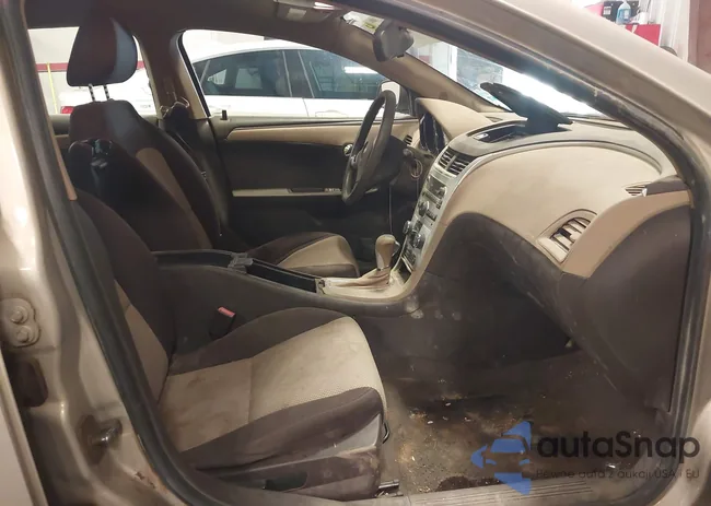 1G1ZB5E03CF315392: 40453143