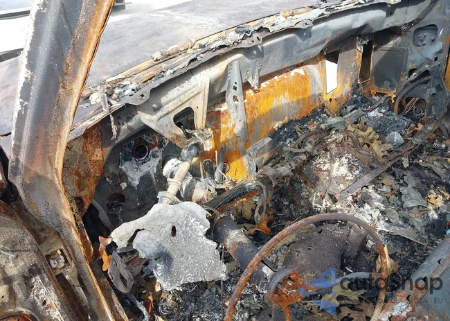 1FTHF25GXKNA37873: 40455073