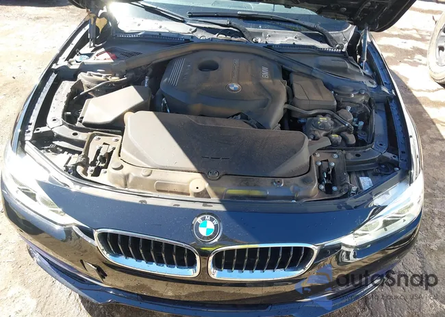 WBA8B9C56JAE22052: 40455789