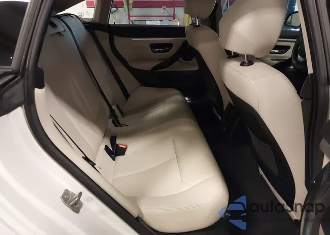 WBA4A5C52FD410073: 40457884