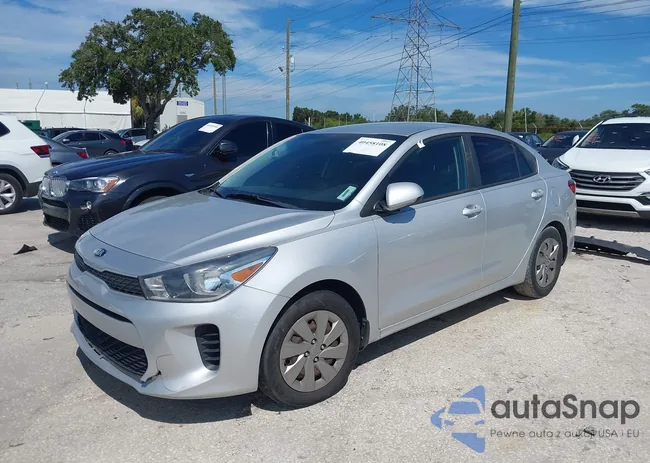 3KPA24AD2LE285075: 40458108