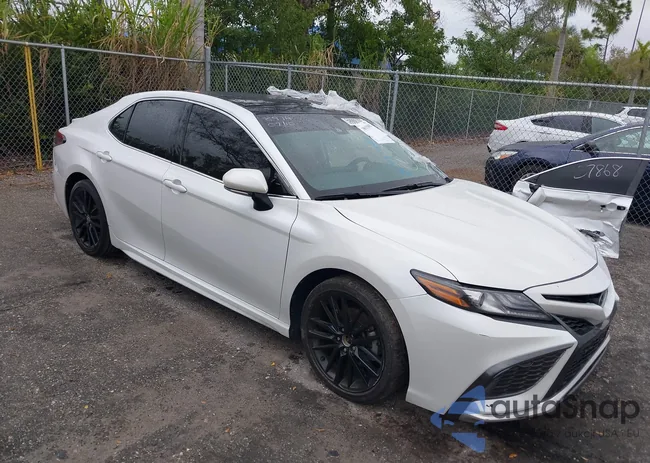 4T1K61AKXMU568974: 40460932