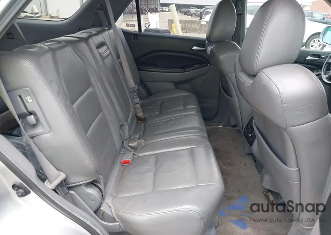 2HNYD18816H524067: 40461885