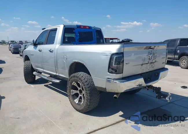 1D3HV18P39S802692: 40461362