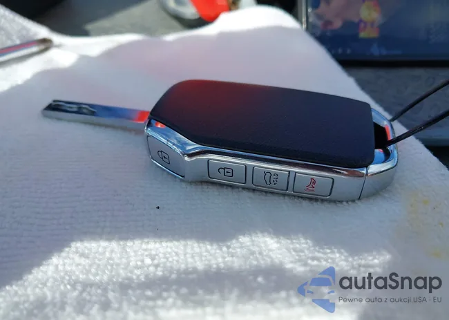 3KPF24AD2RE732986: 40461579