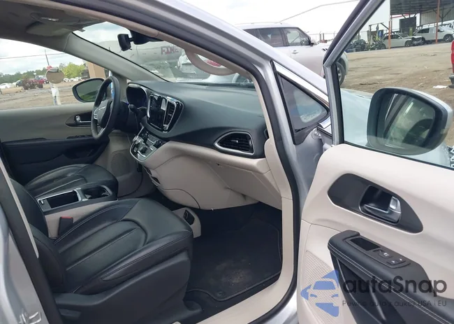 2C4RC1BG5PR536151: 40462364