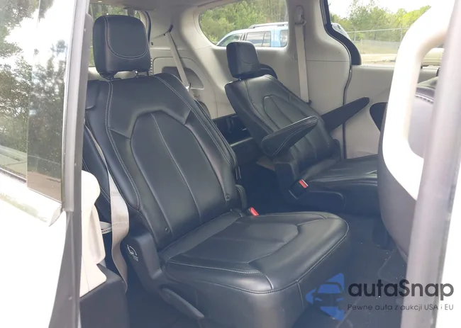 2C4RC1BG5PR536151: 40462364