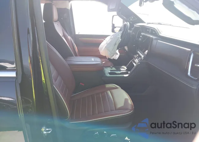 1GT19XEY0RF287867: 40462413