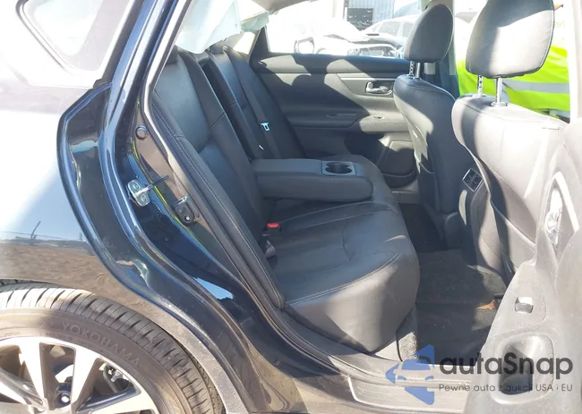 1N4AL3APXJC202648: 40463983