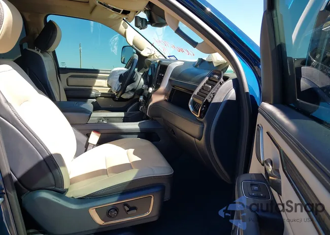 1C6SRFPT1MN684591: 40465704