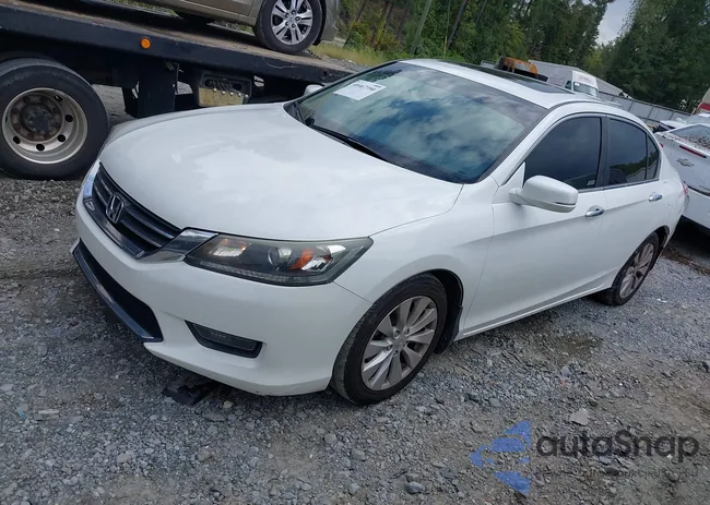 1HGCR2F81FA110376: 40467390