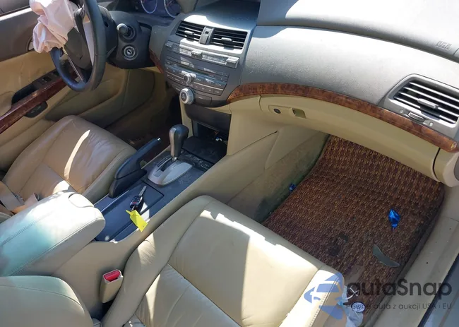 1HGCP26818A021271: 40471841