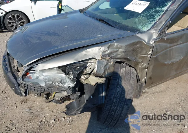 1HGCP26818A021271: 40471841