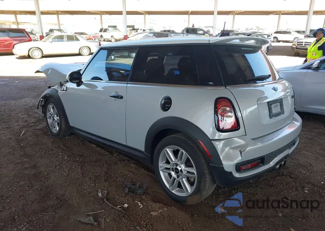 WMWSV3C59BTY12009: 40472244