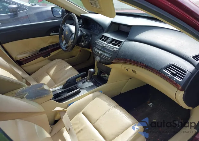 5J6TF2H5XAL005952: 40473601