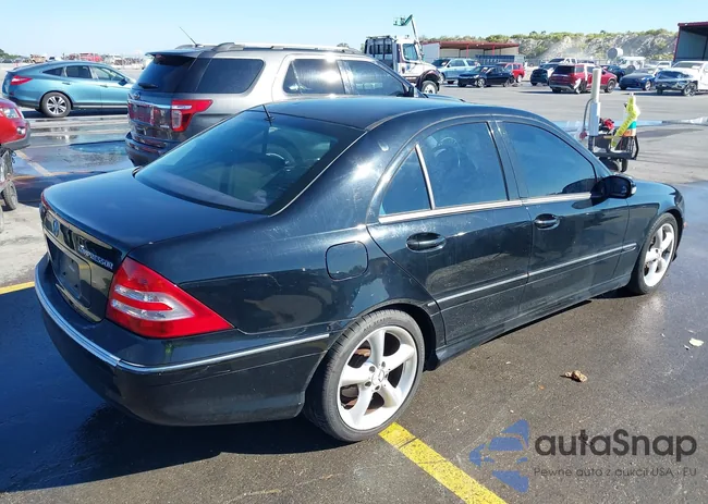 WDBRF40J05F640928: 40475128