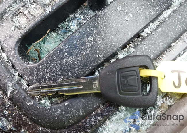 1HGCG6693YA138155: 40474653