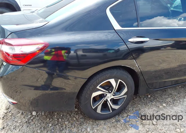 1HGCR2F36HA183184: 40476236