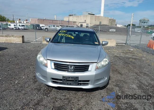 5KBCP3F89AB005130: 40475646