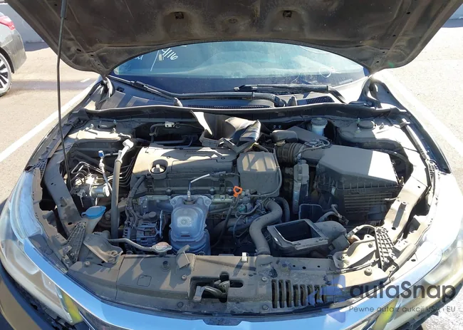 1HGCR2F33HA051757: 40477954