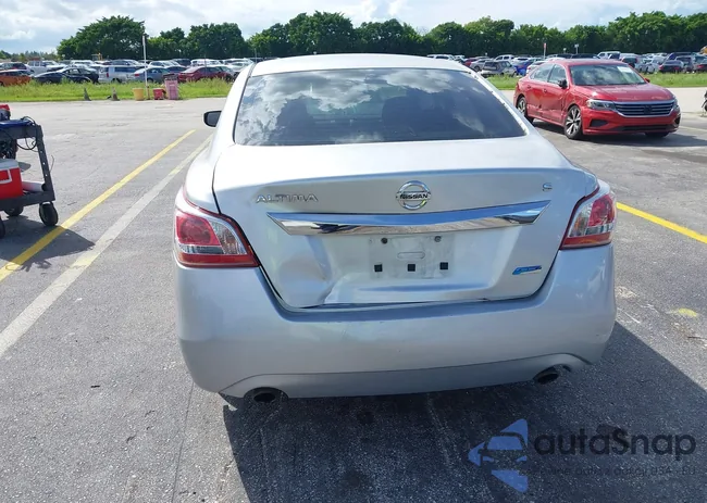 1N4AL3AP1DC225157: 40478044