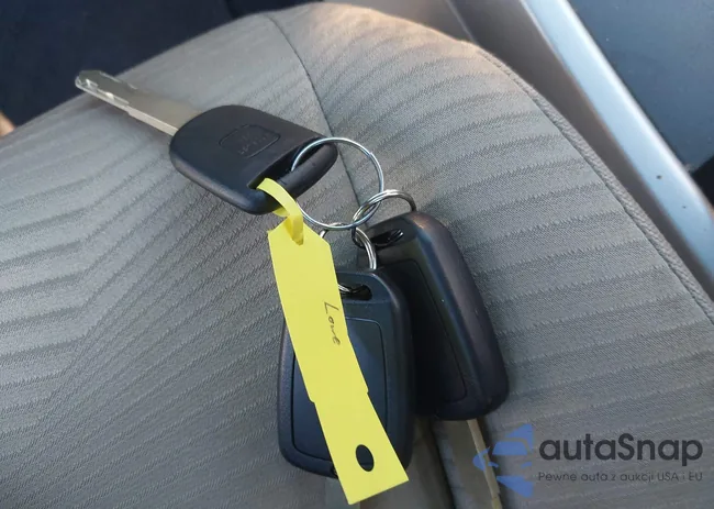 1HGCR2F3XFA068617: 40478895