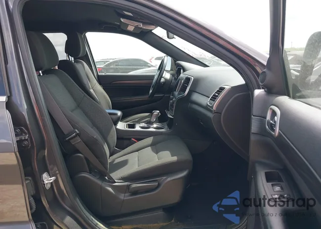 1C4RJEAG9LC246657: 40478675