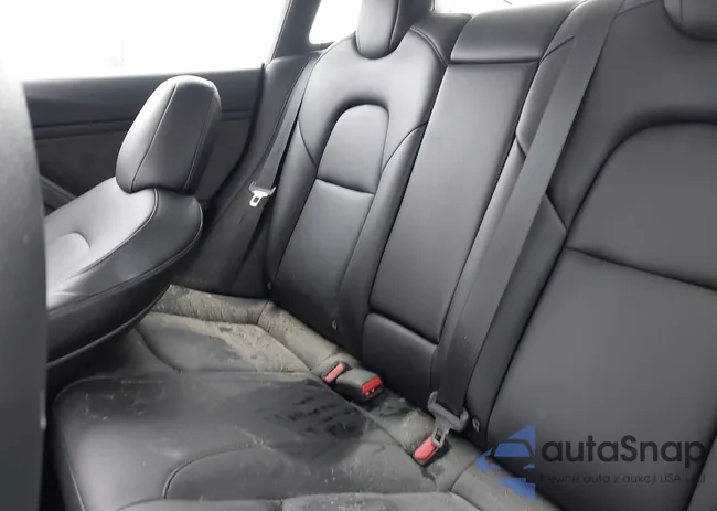 5YJ3E1EB5MF035641: 40484133