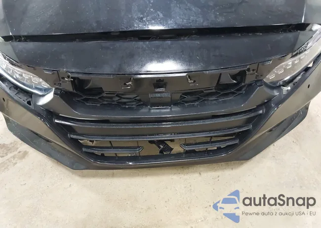 1HGCV1F98JA026269: 40483641