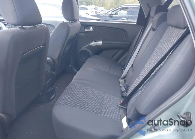 KNDJF723667286729: 40485807