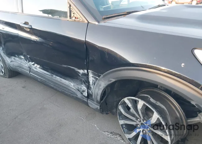 1FM5K8GC4MGA46440: 40487424