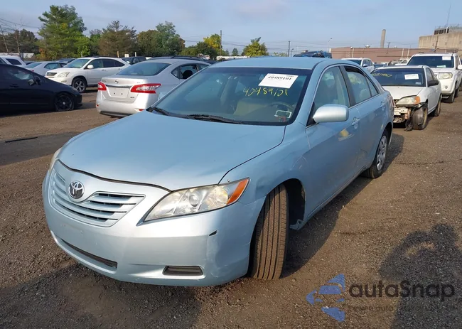 4T1BE46K27U677687: 40489101