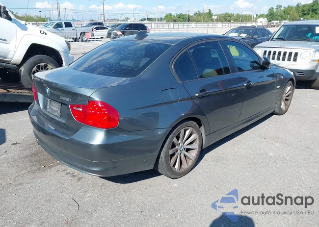 WBAPH7C5XBE681245: 40489202