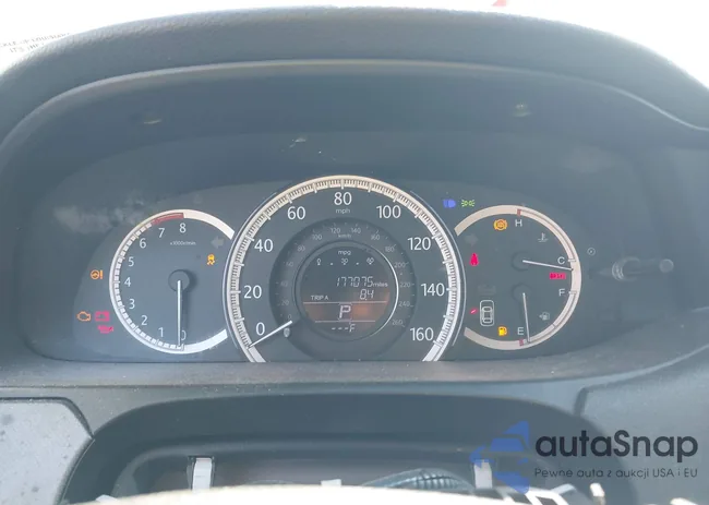 1HGCR2F38DA002967: 40488336