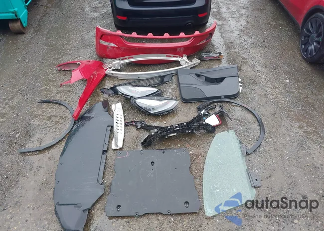 5YJYGDEF7MF173377: 40488636