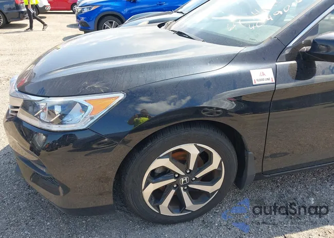 1HGCR3F09HA005541: 40490168