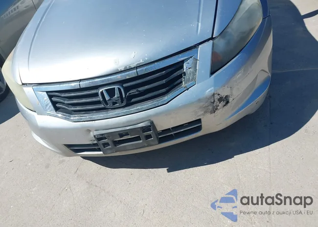 1HGCP26319A002631: 40490467